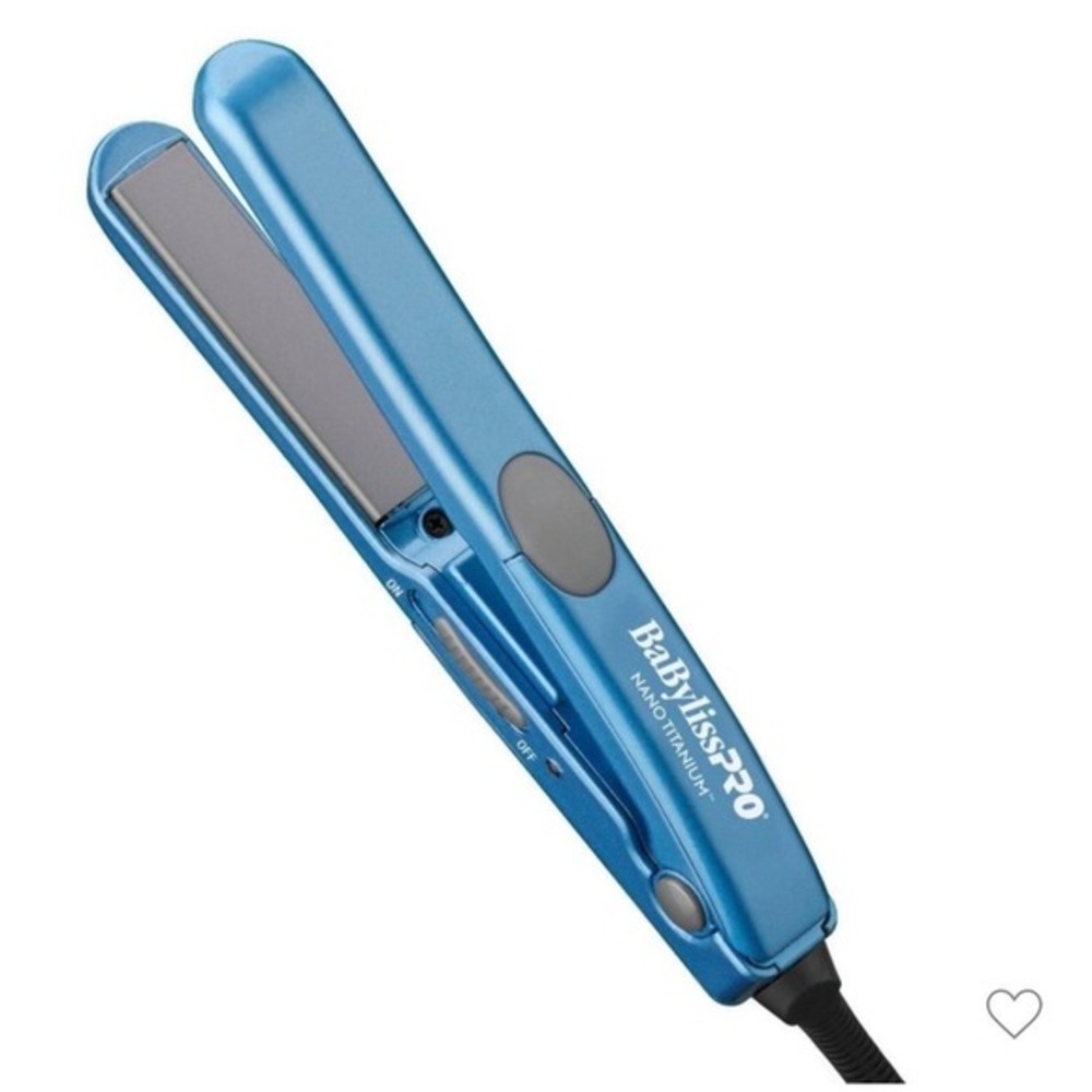 BaBylissPRO Nano Titanium 1/2 Inch Mini Straightening Iron Blue BABNT3053N